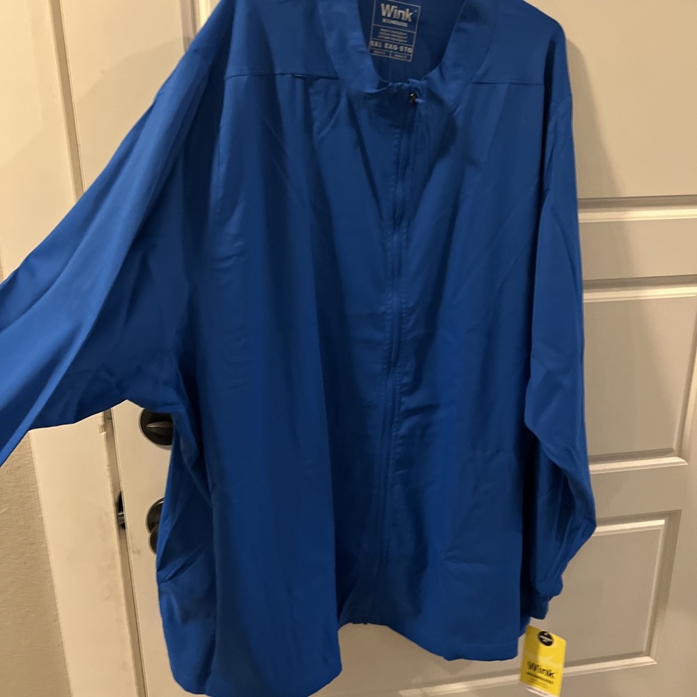 WINK Scrub top and jacket Renew Boundless Royal Blue NEW!